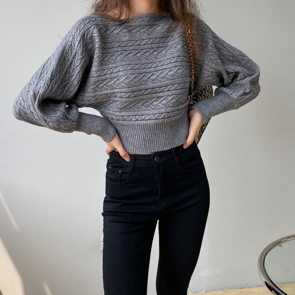 Women's Round Neck Short Sweater - Casual & Comfortable