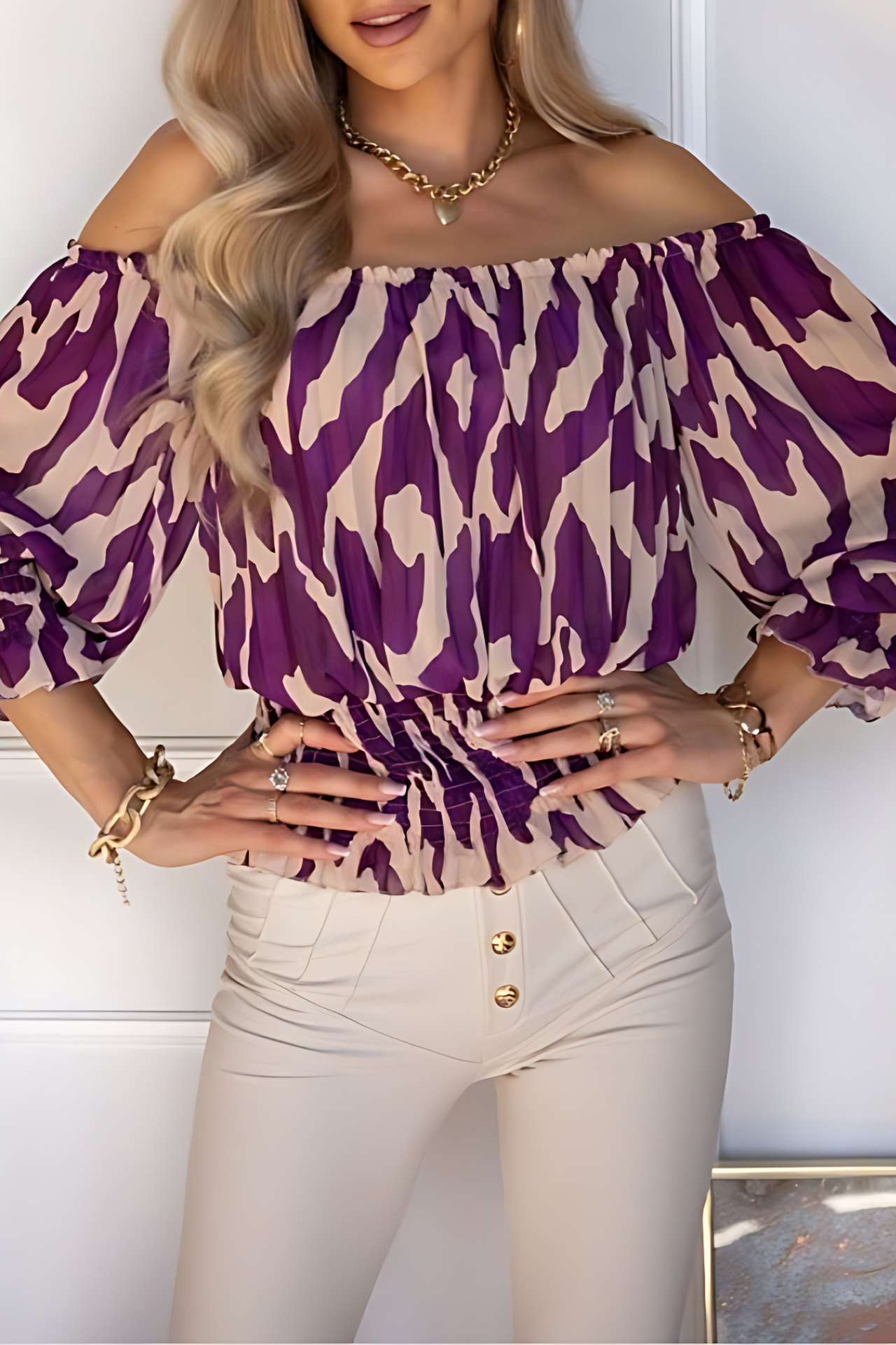 Off-Shoulder Printed Shirt: Sexy Women's Fashion