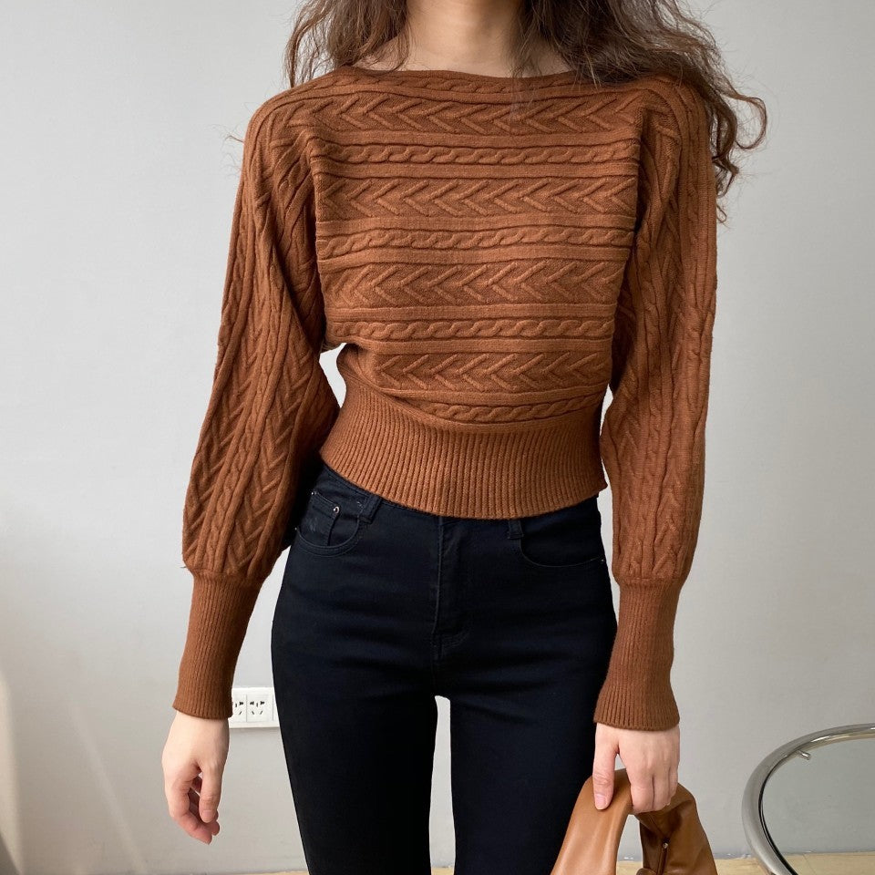 Women's Round Neck Short Sweater - Casual & Comfortable