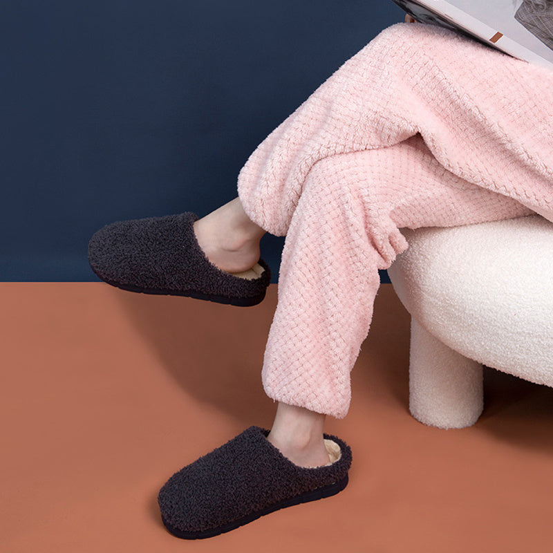 Cozy Furry Slippers for Women - Soft Winter Bedroom Shoes